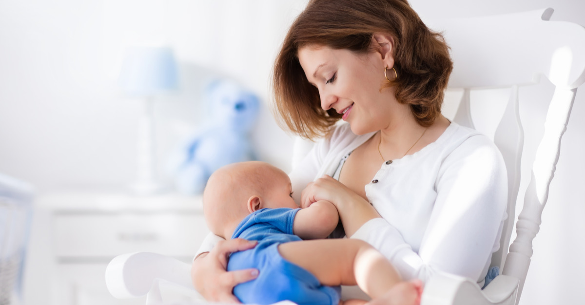 shutterstock 388644496 LINK Allattamento al seno: 6 cose che le mamme che allattano dovrebbero sapere sui denti