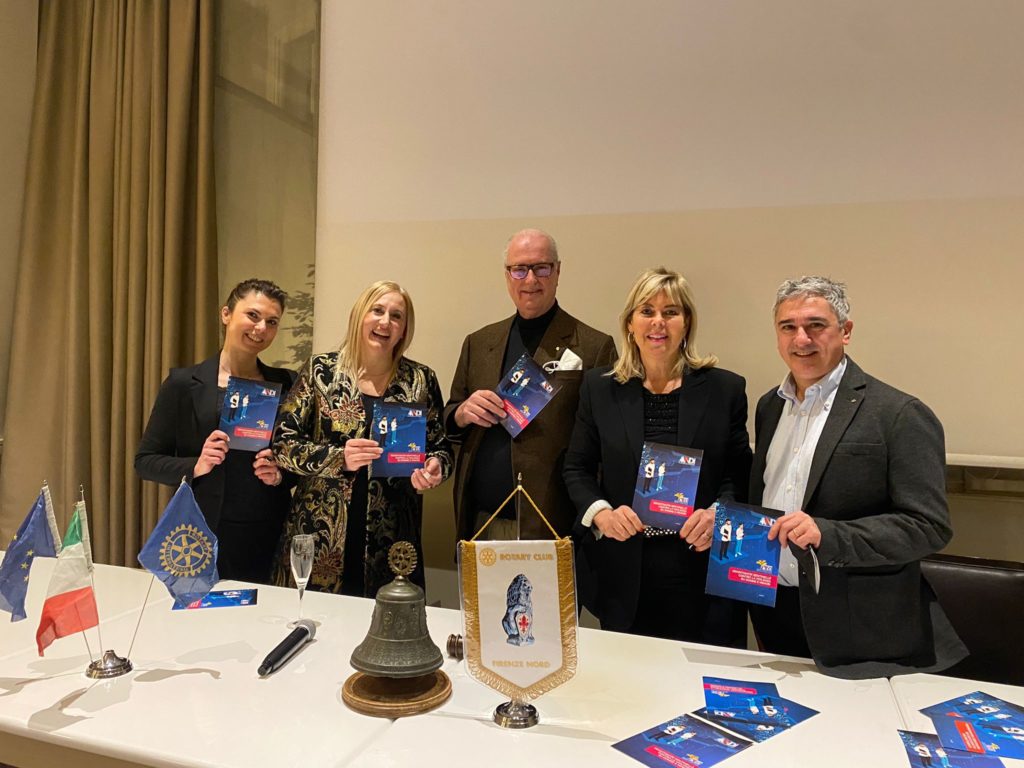 La Vicepresidente Fondazione Ciabattini Cioni insieme ai Rotary ed Artemisia presenta le brochure contro la violenza ideate dai dentisti ANDI Eventi